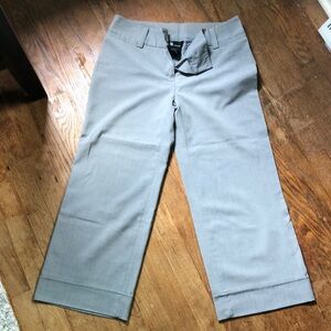 Women’s cropped pants